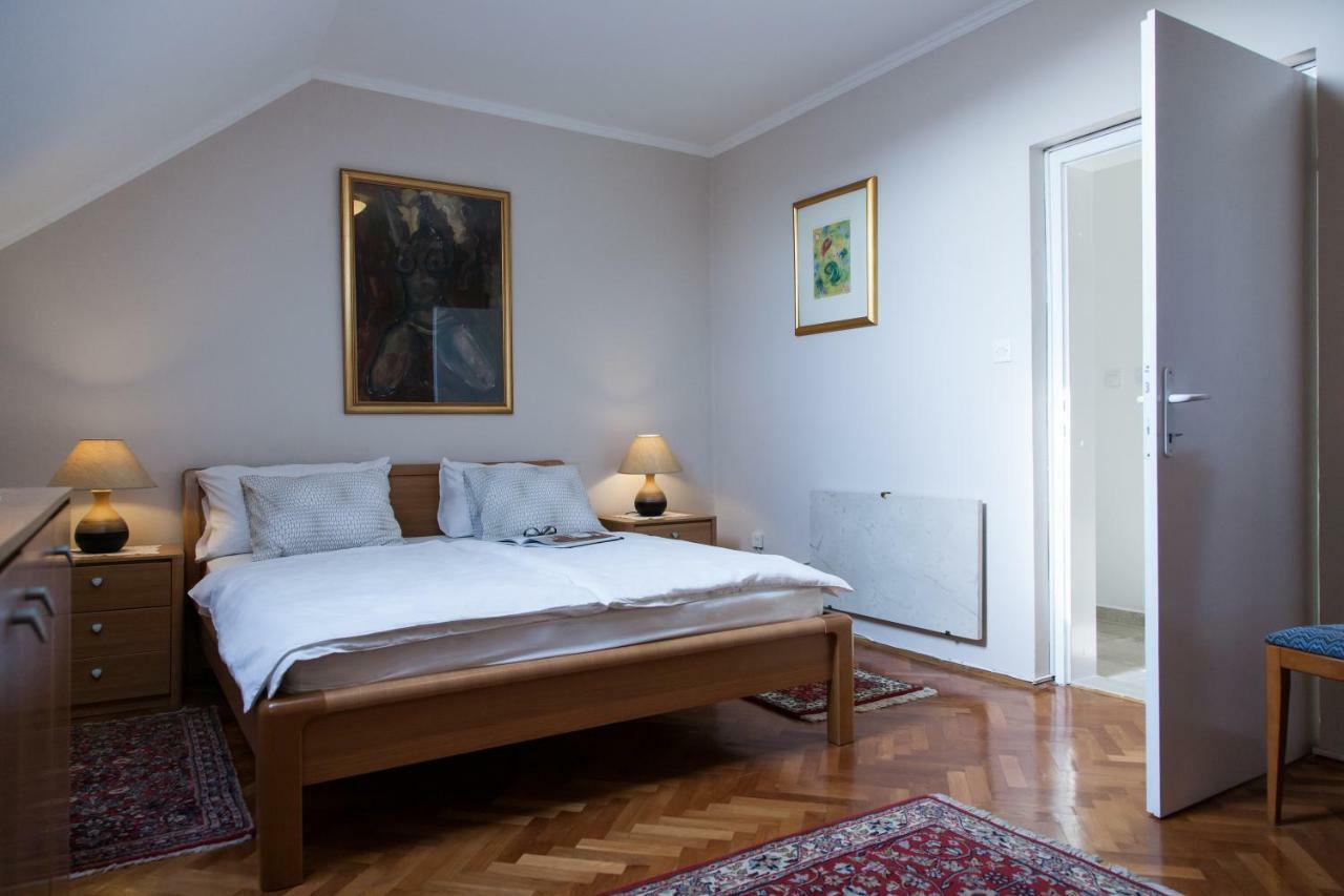 Apartments Rafaj Pula Exterior photo