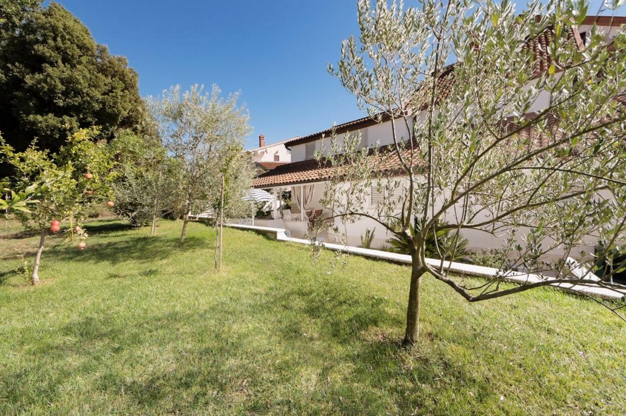 Apartments Rafaj Pula Exterior photo